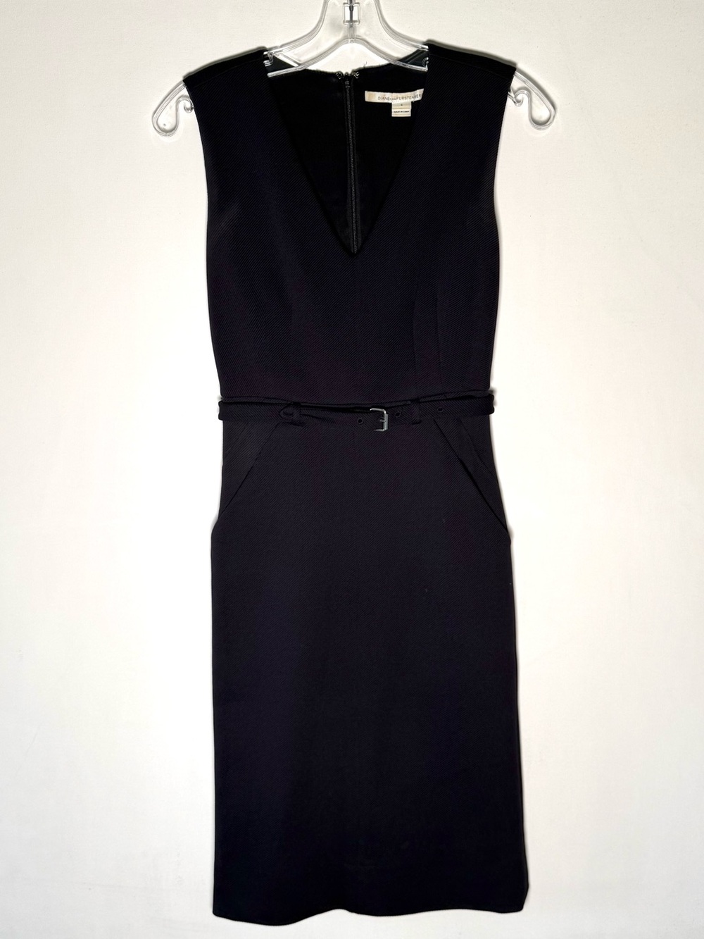 Diane Von Furstenberg Sleeveless V-Neck Sheath Dress with Waist Belt - Picture 1 of 5